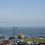 No3 By The Sea Apartment
